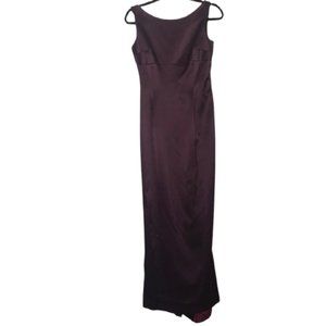 Tahari Women's Satin Burgundy Scoop Neck Lined Twist Draped Back Gown Size 6
